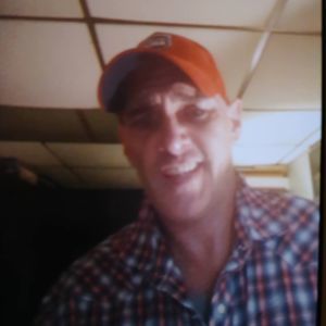 Meet your Posher, Larry lawrencio